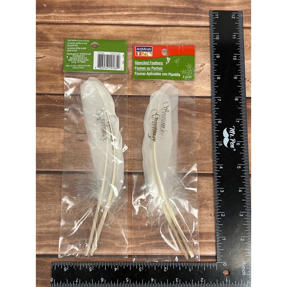 ArtMinds WHITE SEASONS GREETINGS Stenciled Feathers 3 PACKS 279686 HOLIDAY